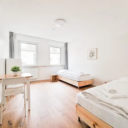 Raj Living - 4 - 25 Min Zur Messe Dus Apartment