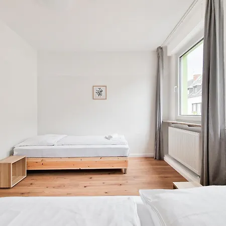 Tolstov - 4 - 25 Min Zur Messe Dus Apartment Krefeld