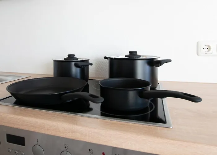 Tolstov - 4 - 25 Min Zur Messe Dus Krefeld