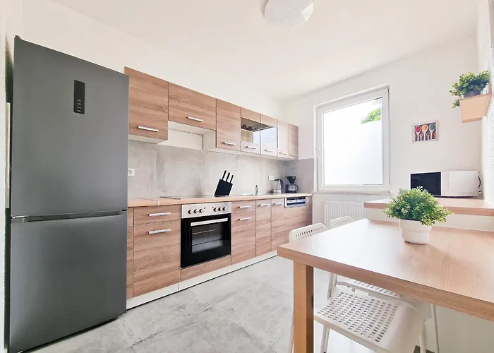 Tolstov - 4 - 25 Min Zur Messe Dus Lejlighed *