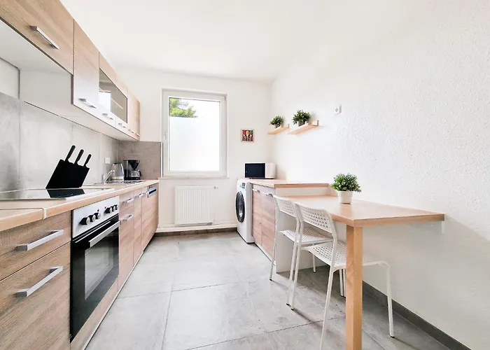 Tolstov - 4 - 25 Min Zur Messe Dus *